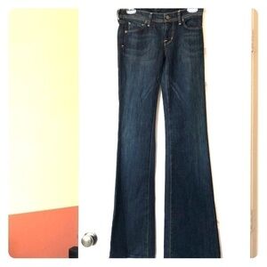 𝅺🆕 Brand new Citizen Of Humanity low waist flares.